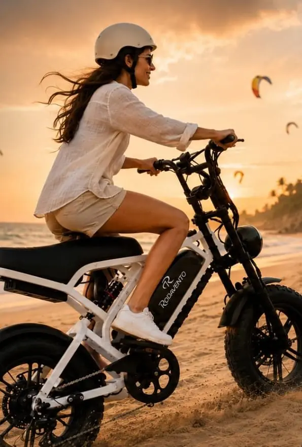 Mulher pilotando a RV Mini na praia ao pôr do sol